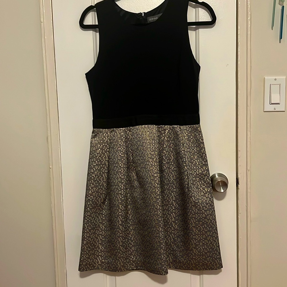 Donna Ricco Black and Metallic Party Dress Size Medium